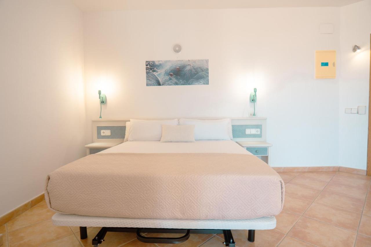 Azuline Hotel - Apartamento Rosamar (Adults Only) Sant Antoni de Portmany Exterior foto